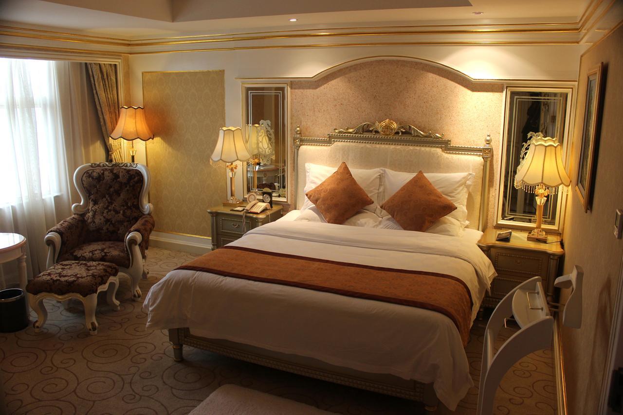 Winner International Hotel จิ้นเจียง ภายนอก รูปภาพ