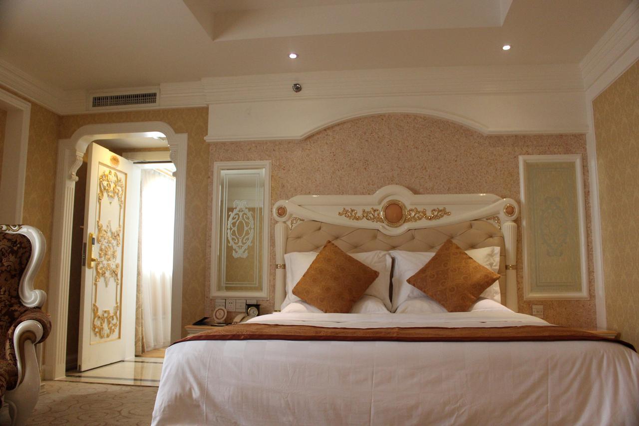 Winner International Hotel จิ้นเจียง ภายนอก รูปภาพ