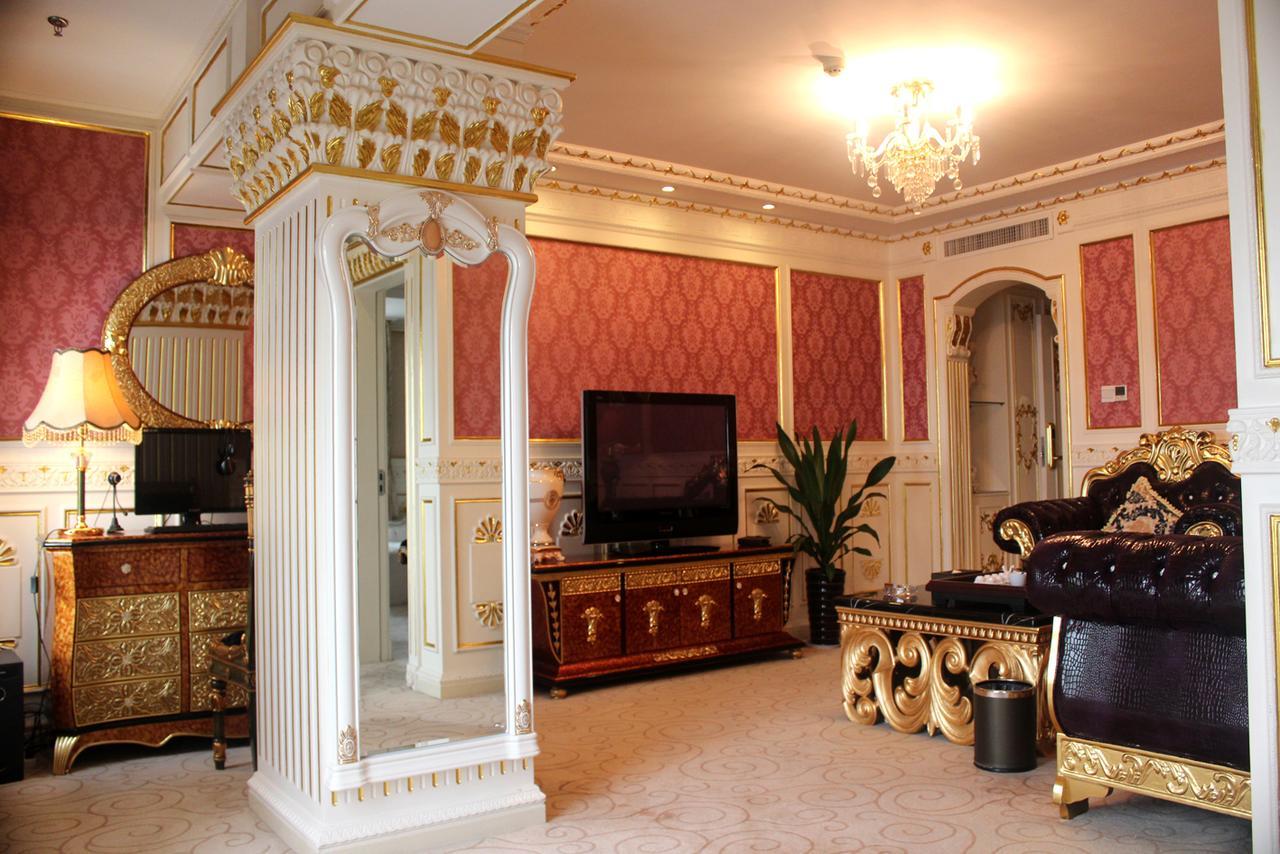 Winner International Hotel จิ้นเจียง ภายนอก รูปภาพ